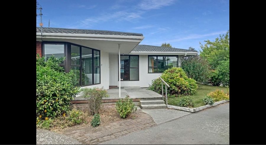  at 17 Ostend Place, Avonhead, Christchurch City, Canterbury