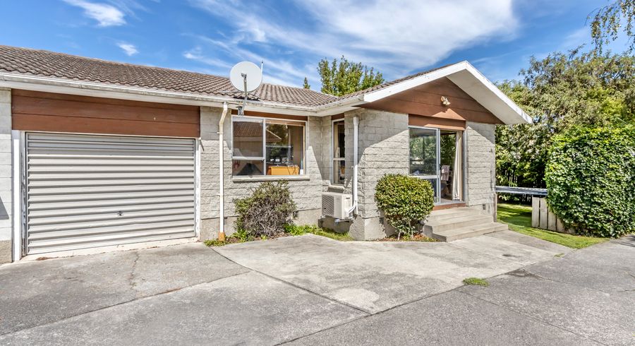  at 1/73 Solomon Avenue, Redwood, Christchurch