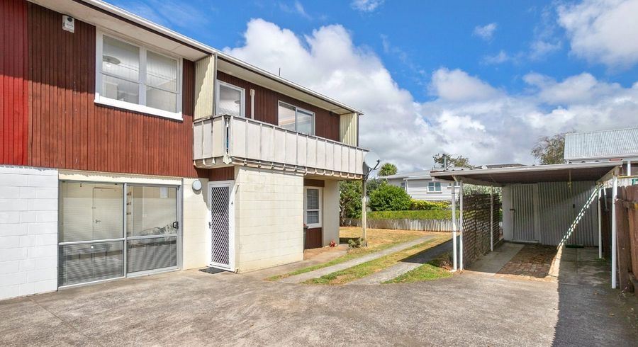  at 4/84 Rawhiti Road, One Tree Hill, Auckland City, Auckland