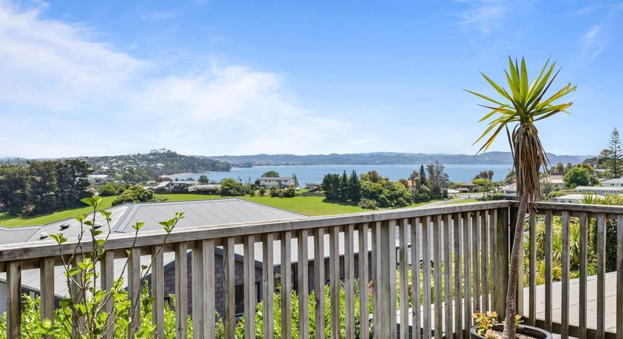  at 6 Grandview Road, Stanmore Bay, Rodney, Auckland