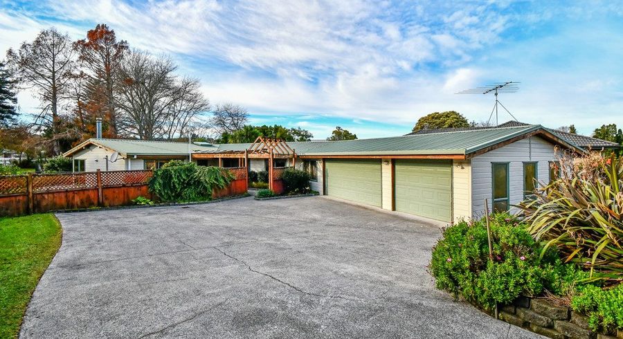  at 4 Lochview, Pukekohe, Franklin, Auckland