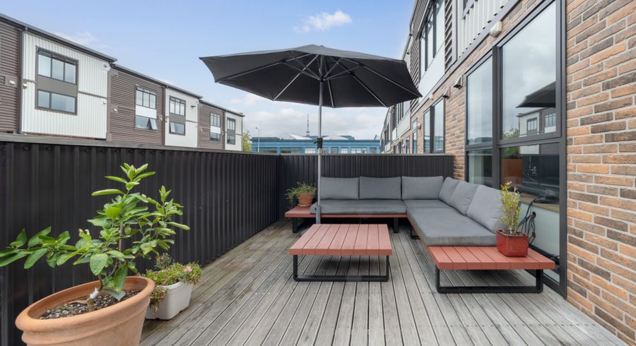  at 25/1 Glenside Crescent, Eden Terrace, Auckland City, Auckland