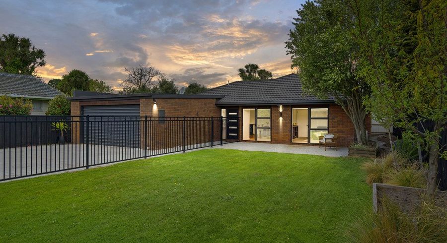  at 2/28A Studholme Street, Somerfield, Christchurch