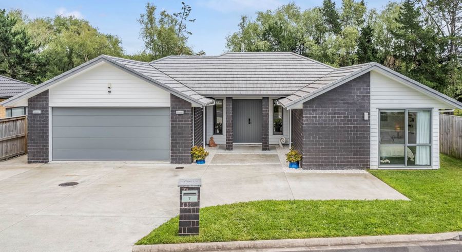  at 7 Glory Way, Buckland, Pukekohe