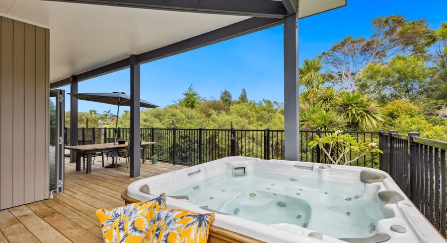  at 6 Riverglen Drive, Haruru, Haruru