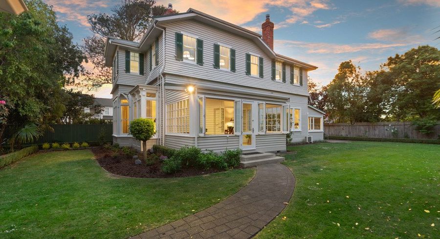  at 11 Jacksons Road, Fendalton, Christchurch City, Canterbury