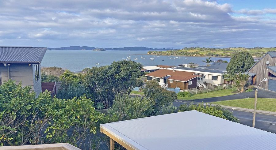  at 3 Mariners Grove, Algies Bay, Warkworth