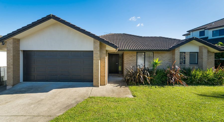  at 16 Bundoran Way, Pinehill, North Shore City, Auckland