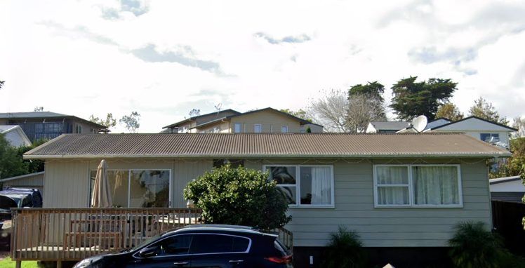  at 2 Garfield Road, Helensville, Rodney, Auckland