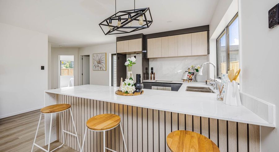  at 2/30 Sharland Avenue, Manurewa, Manukau City, Auckland