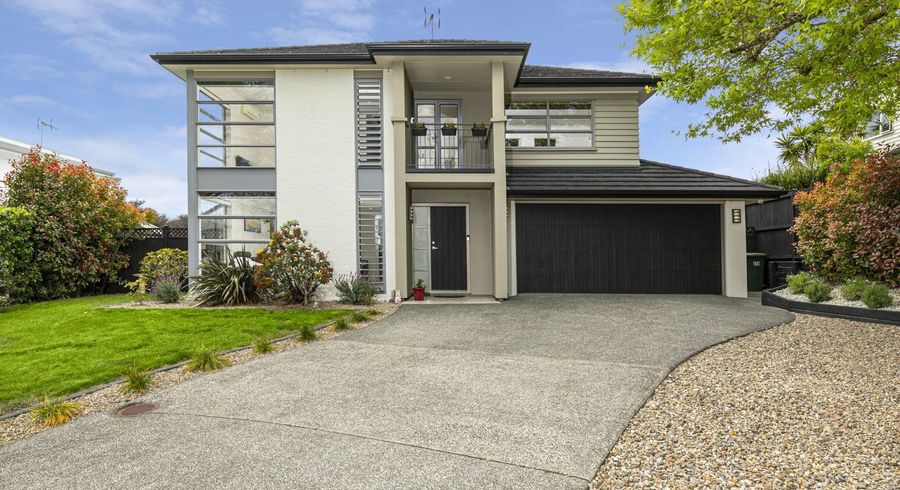  at 17 Oak View Terrace, Schnapper Rock, Auckland