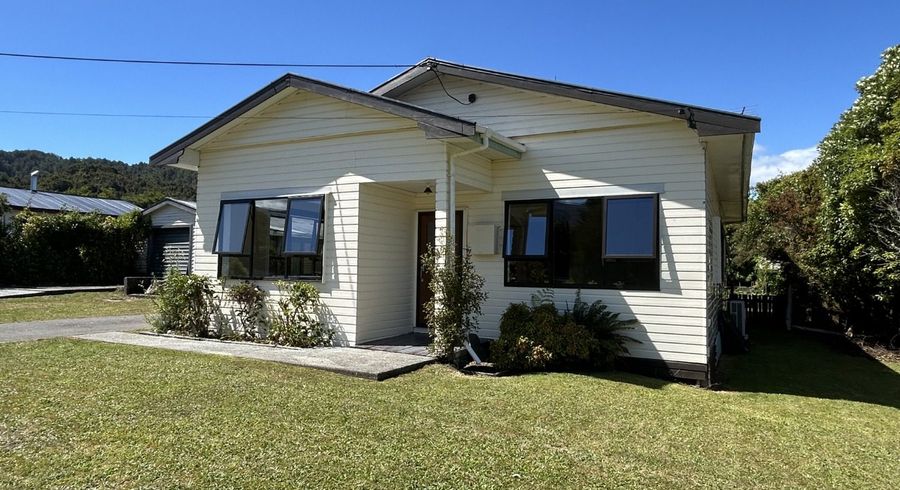  at 33 Stafford Street, Blackball, Greymouth