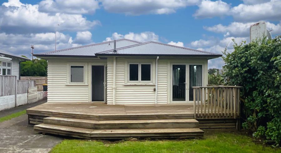  at 105 Mangorei Road, Merrilands, New Plymouth, Taranaki