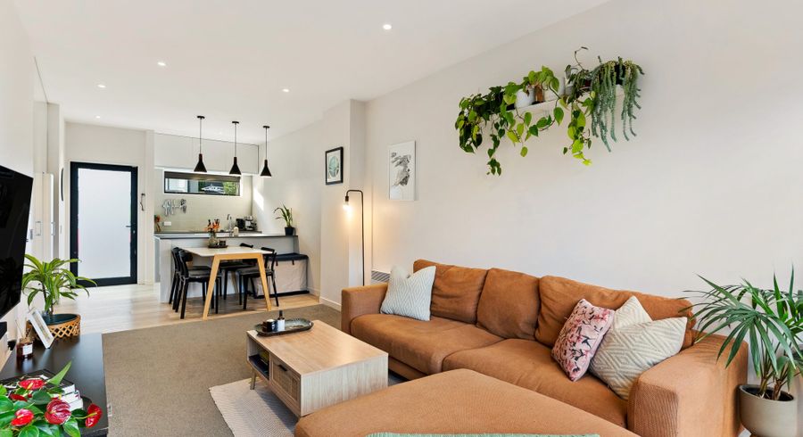  at 13/6 Oswald Crescent, Paparangi, Wellington, Wellington