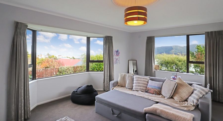  at 32 Outram Grove, Kelson, Lower Hutt, Wellington