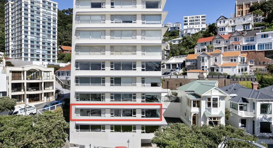  at 202 Oriental Parade, Oriental Bay, Wellington