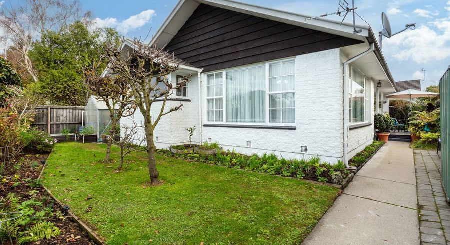  at 11 Straven Road, Riccarton, Christchurch City, Canterbury