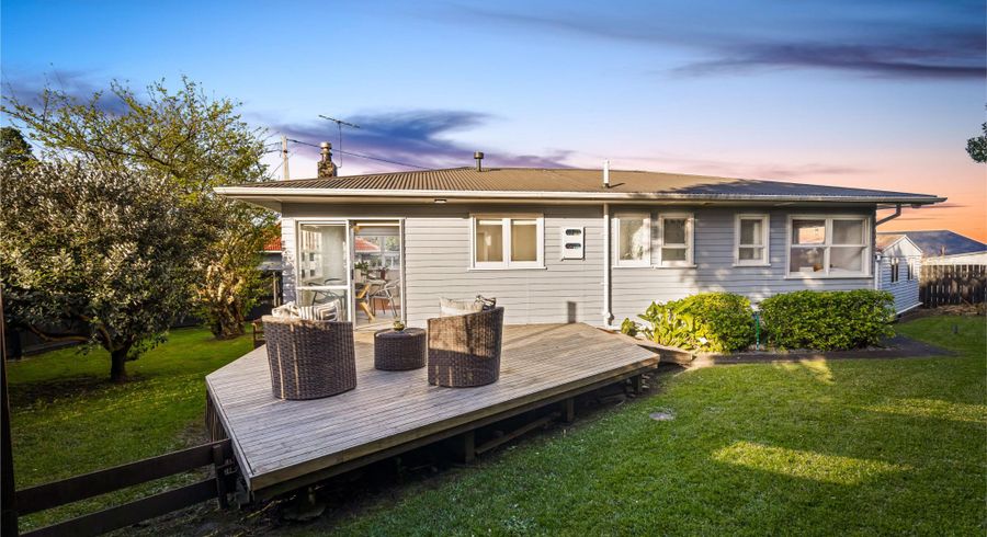  at 1/86 Tirimoana Road, Te Atatu South, Waitakere City, Auckland