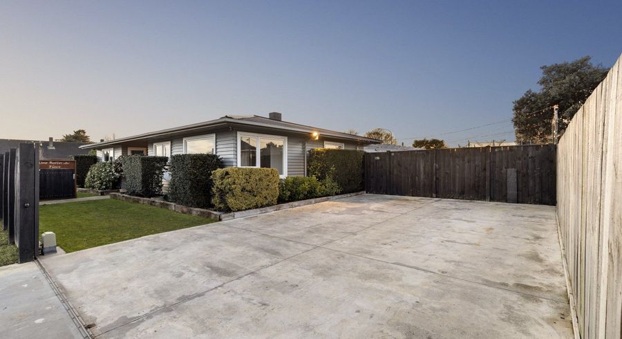  at 1 Battersea Place, Roslyn, Palmerston North, Manawatu / Whanganui