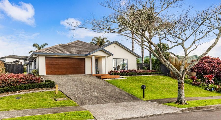  at 87 Te Wharau Drive, Greenhithe, Auckland