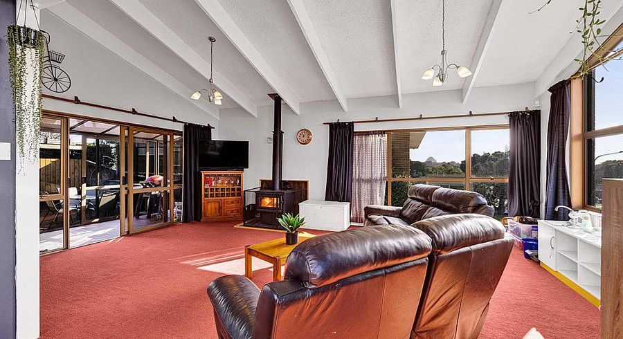  at 20 Tiverton Crescent, Whalers Gate, New Plymouth