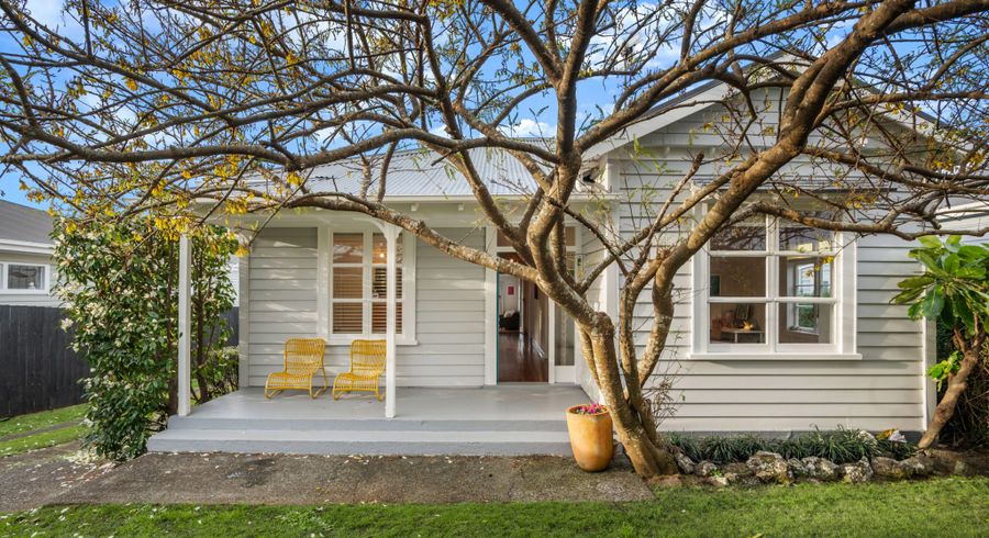  at 4 Halesowen Avenue, Sandringham, Auckland City, Auckland
