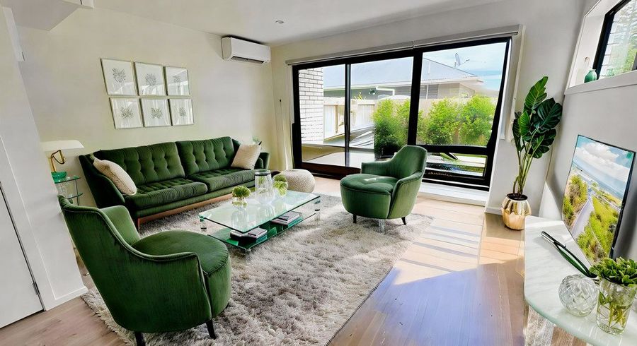  at 7/12 Enderby Drive, Te Atatu Peninsula, Waitakere City, Auckland