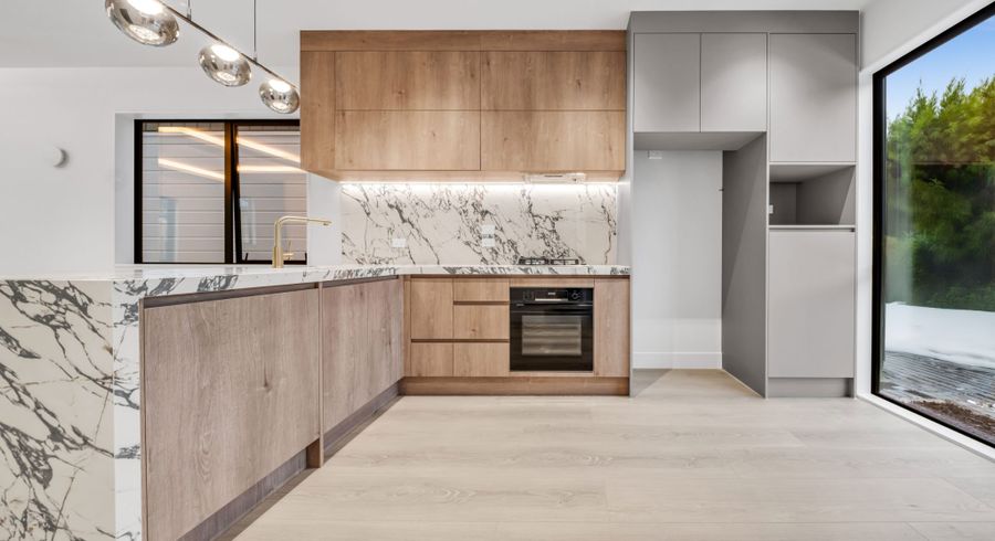  at 4/16 Imatra Place, Sunnyhills, Manukau City, Auckland