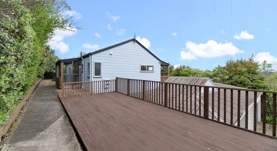  at 29 Santiago Crescent, Unsworth Heights, North Shore City, Auckland