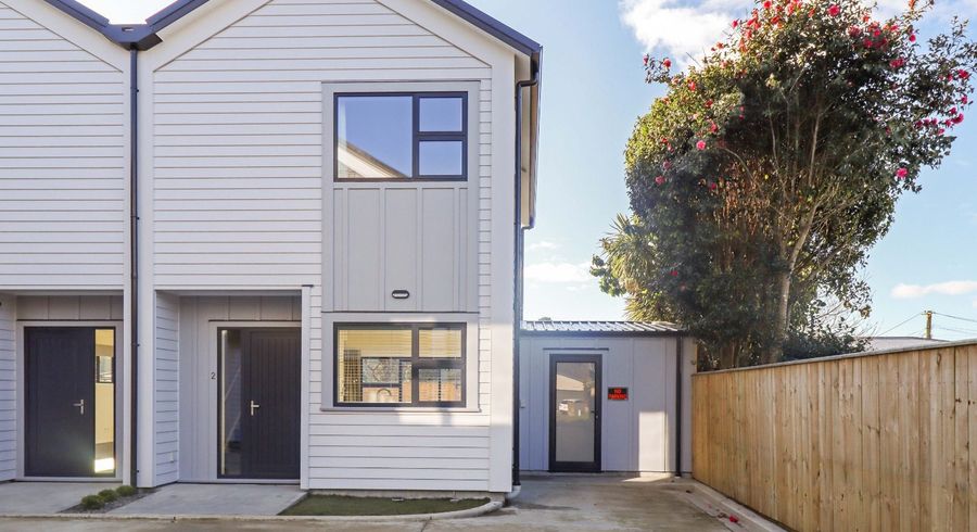  at 2/1105 Fergusson Drive , Clouston Park, Upper Hutt, Wellington