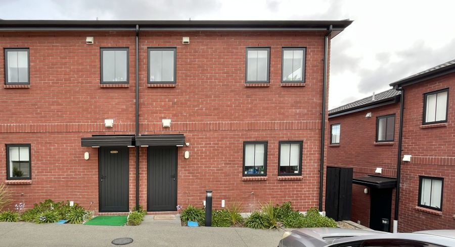  at 12/15 Sunhill Road, Sunnyvale, Auckland
