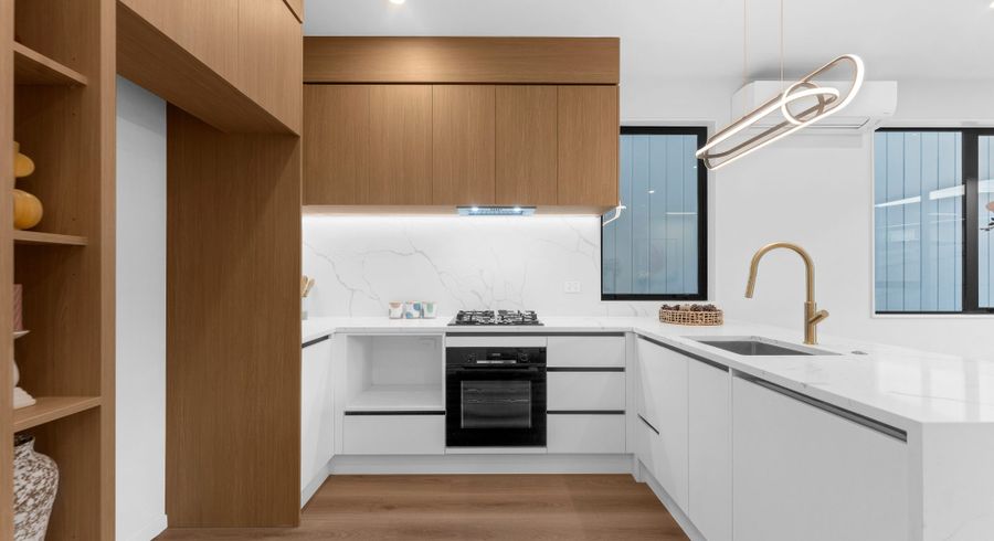  at 1&3/2 Fratley Avenue, Farm Cove, Manukau City, Auckland