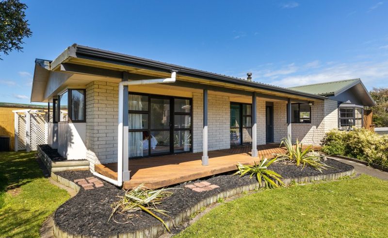  at 12 Ash Place, Whalers Gate, New Plymouth