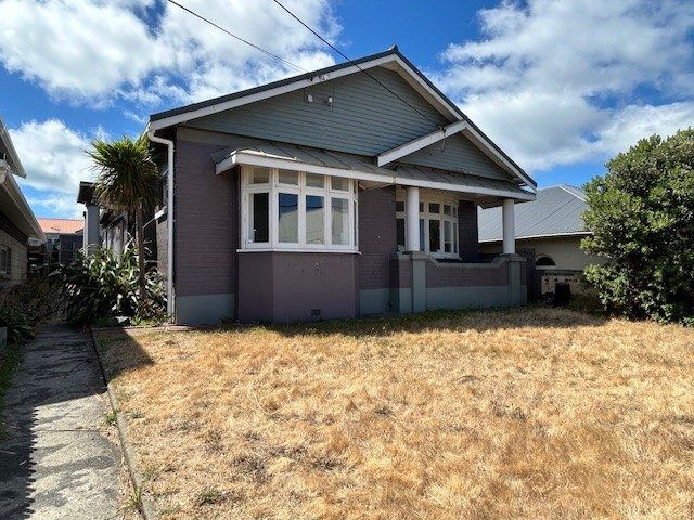  at 219 Coutts Street, Rongotai, Wellington