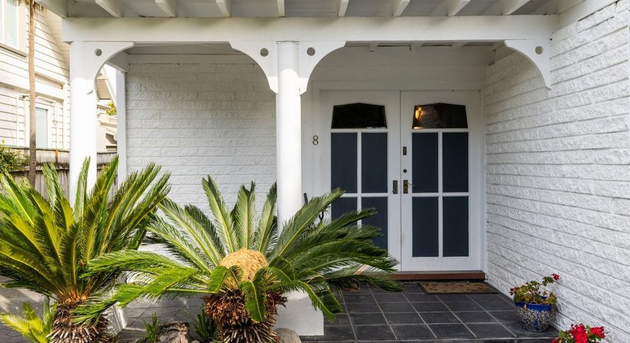  at 8 Lighthouse Road, Bluff Hill, Napier, Hawke's Bay