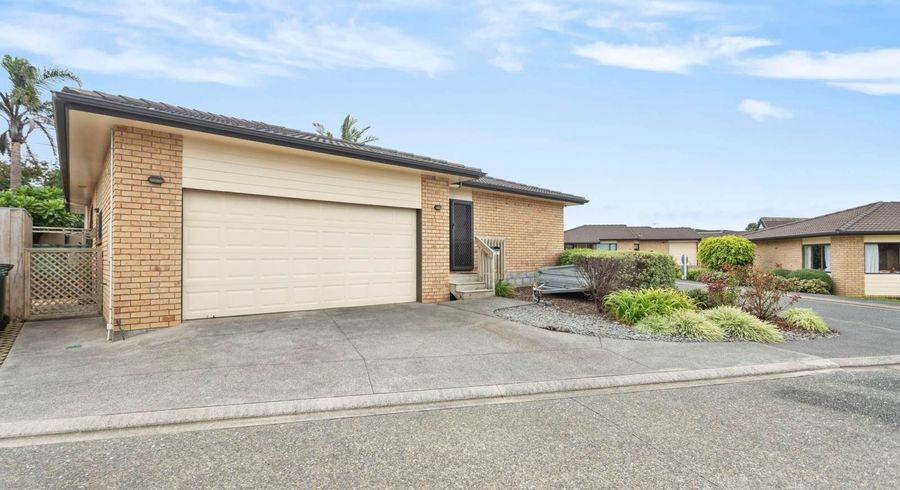  at 1/197 Royal Road, Massey, Waitakere City, Auckland