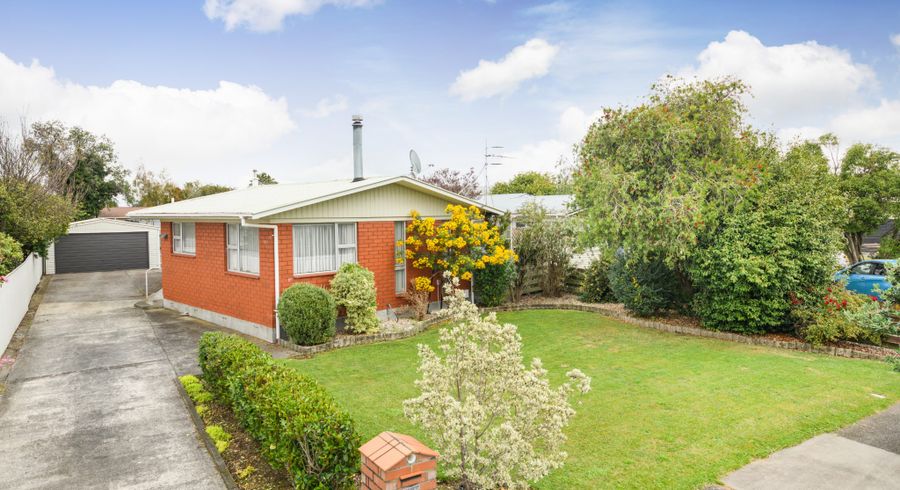  at 1 Essex Place, Milson, Palmerston North