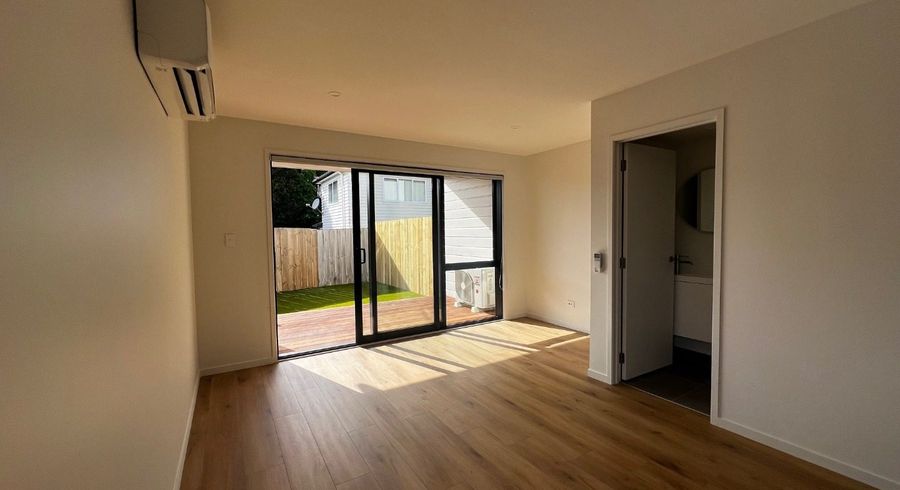  at 3/21 Divich Avenue, Te Atatu South, Waitakere City, Auckland
