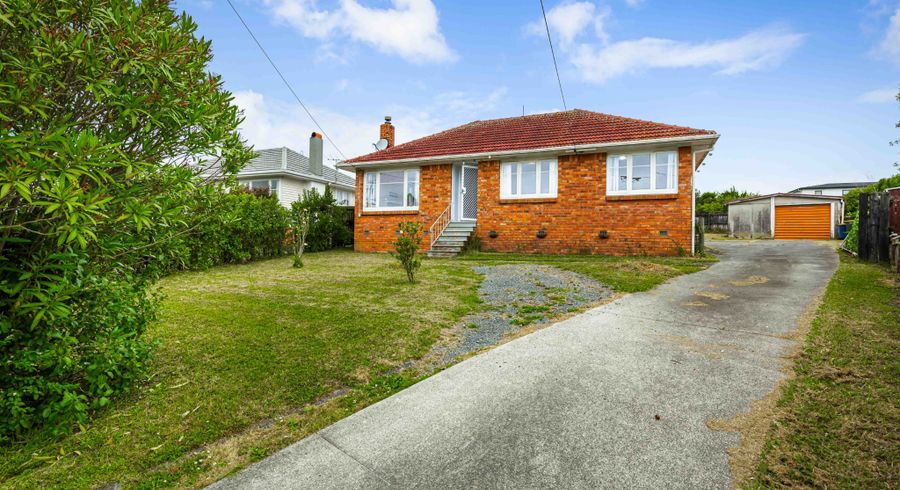  at 18 Vodanovich Road, Te Atatu South, Auckland