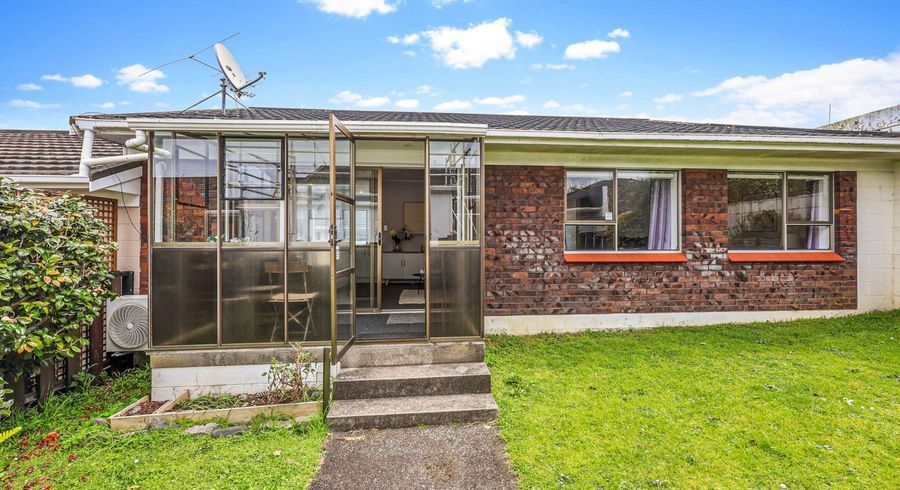  at 4/57 Moana Avenue, One Tree Hill, Auckland City, Auckland