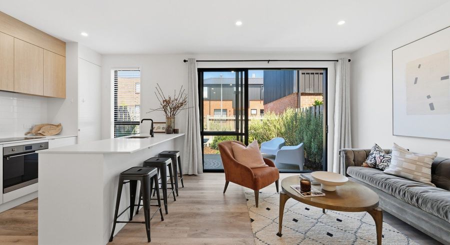  at 54 Tahuhu Road, Mount Wellington, Auckland City, Auckland