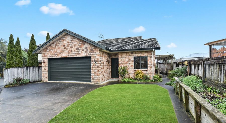 at 16 Gordon Street, Hillcrest, Hamilton