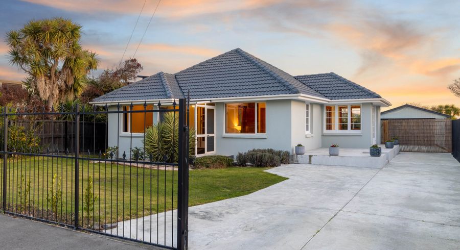  at 370 Keyes Road, New Brighton, Christchurch