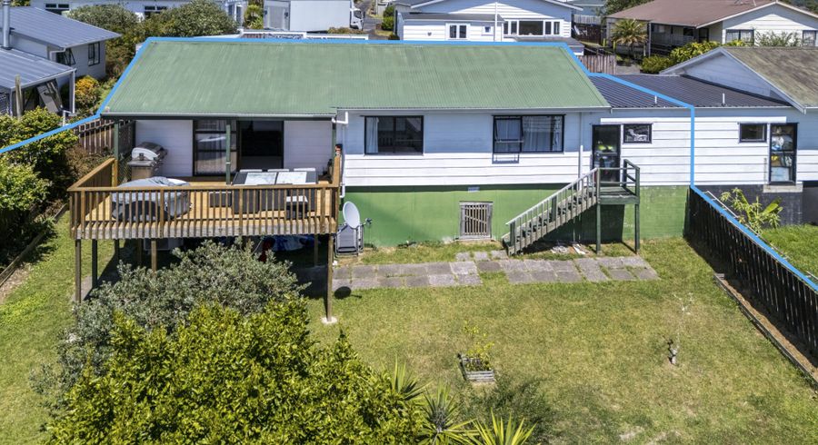  at 4/92 Awaroa Road, Sunnyvale, Waitakere City, Auckland