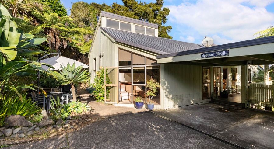  at 24 Wilding Avenue, Northcote Point, North Shore City, Auckland