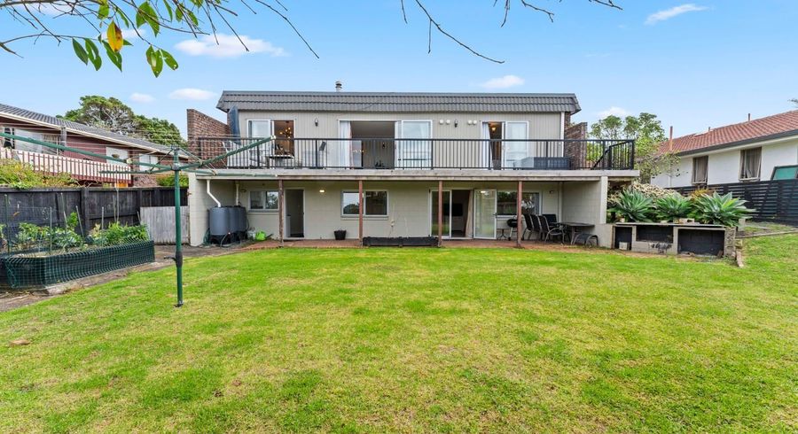  at 5 Stapleford Crescent, Browns Bay, North Shore City, Auckland