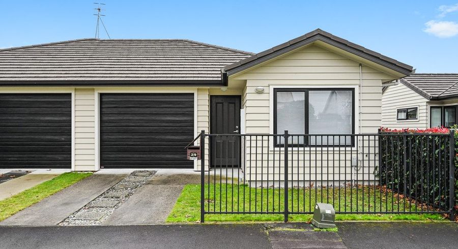  at 2/9 Albert Street, Hamilton East, Hamilton, Waikato