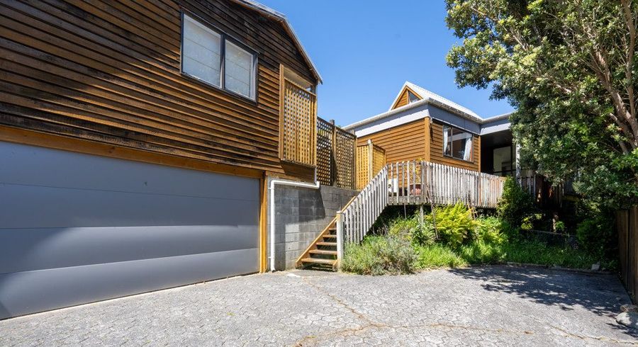  at 2/50 Viewmont Drive, Harbour View, Lower Hutt