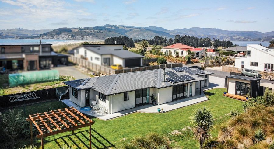  at 6 Errols Court, Warrington, Waikouaiti