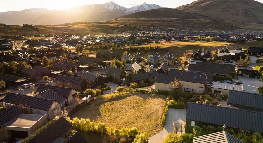  at 5 Falconer Rise, Jacks Point, Queenstown-Lakes, Otago
